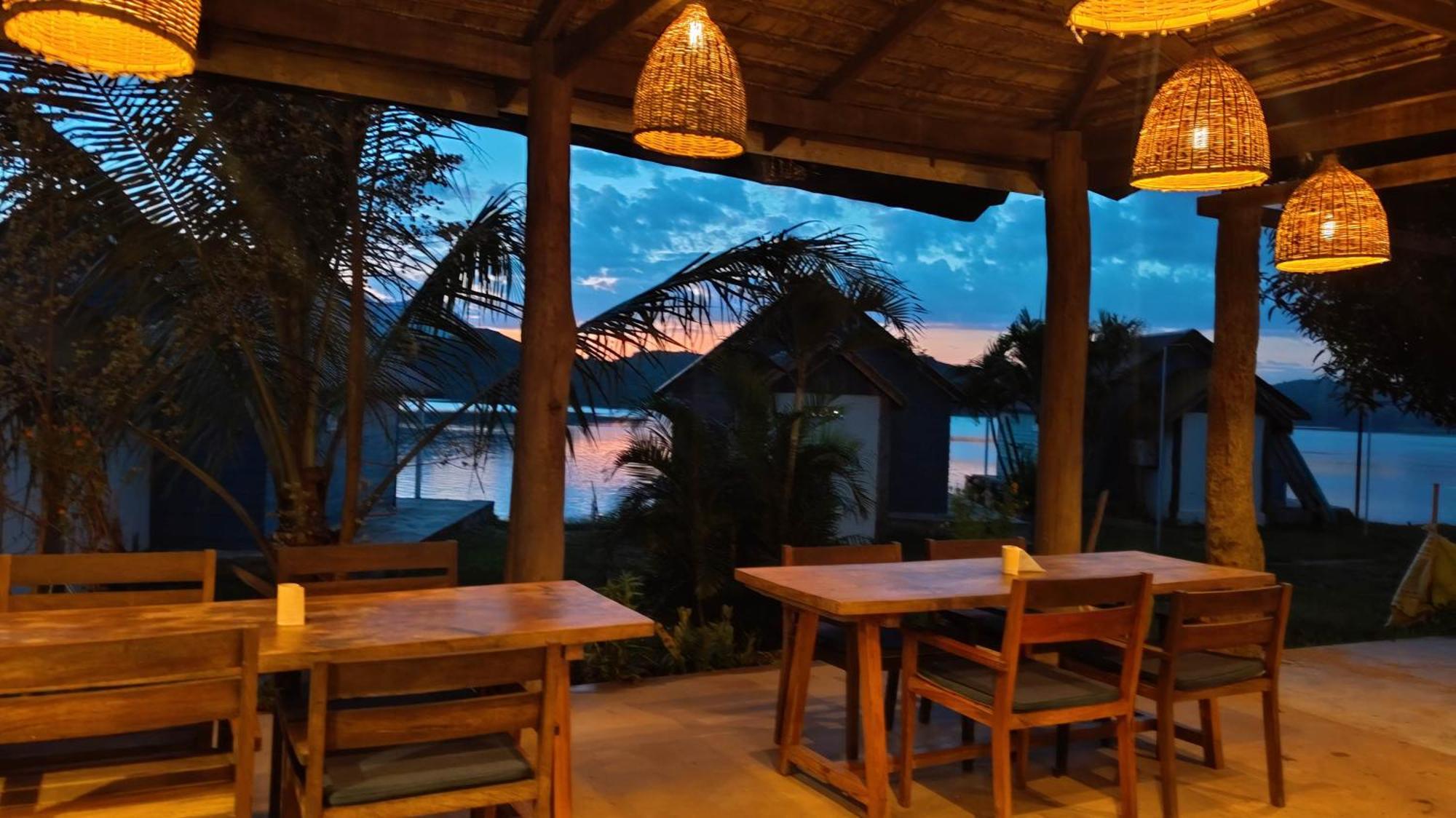 Sunset Nam Ngum Resort Ванг Виенг Екстериор снимка