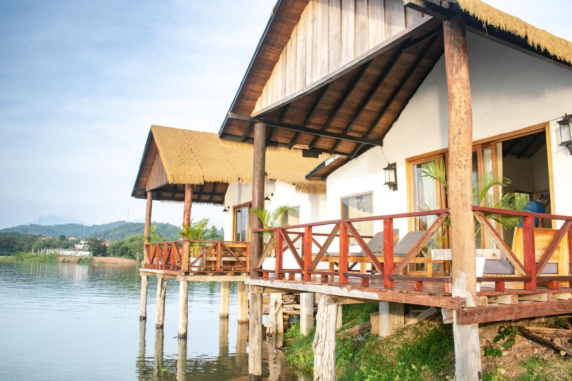 Sunset Nam Ngum Resort Ванг Виенг Екстериор снимка