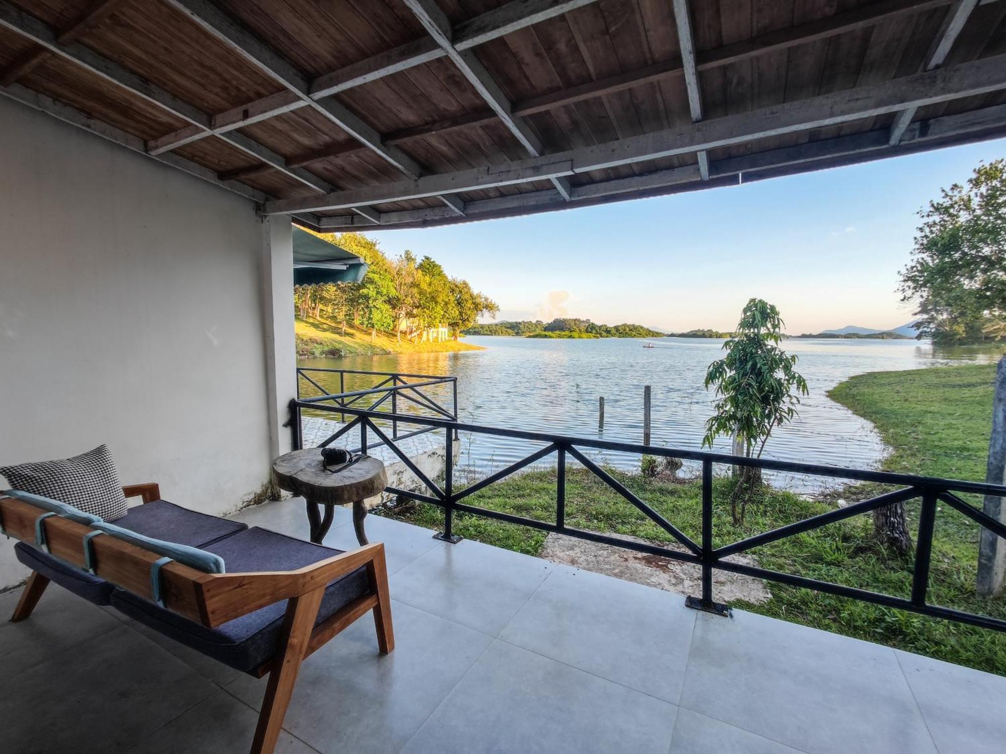 Sunset Nam Ngum Resort Ванг Виенг Екстериор снимка